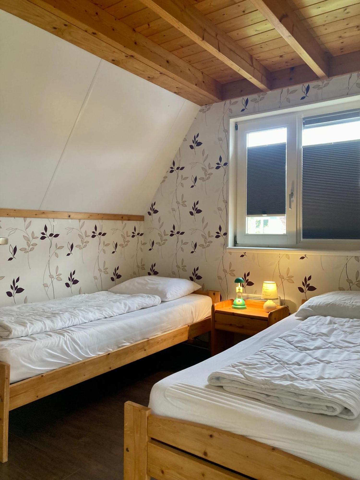 אנג'ום De Druif 6 Pers Holiday Home Close To The National Park Lauwersmeer מראה חיצוני תמונה